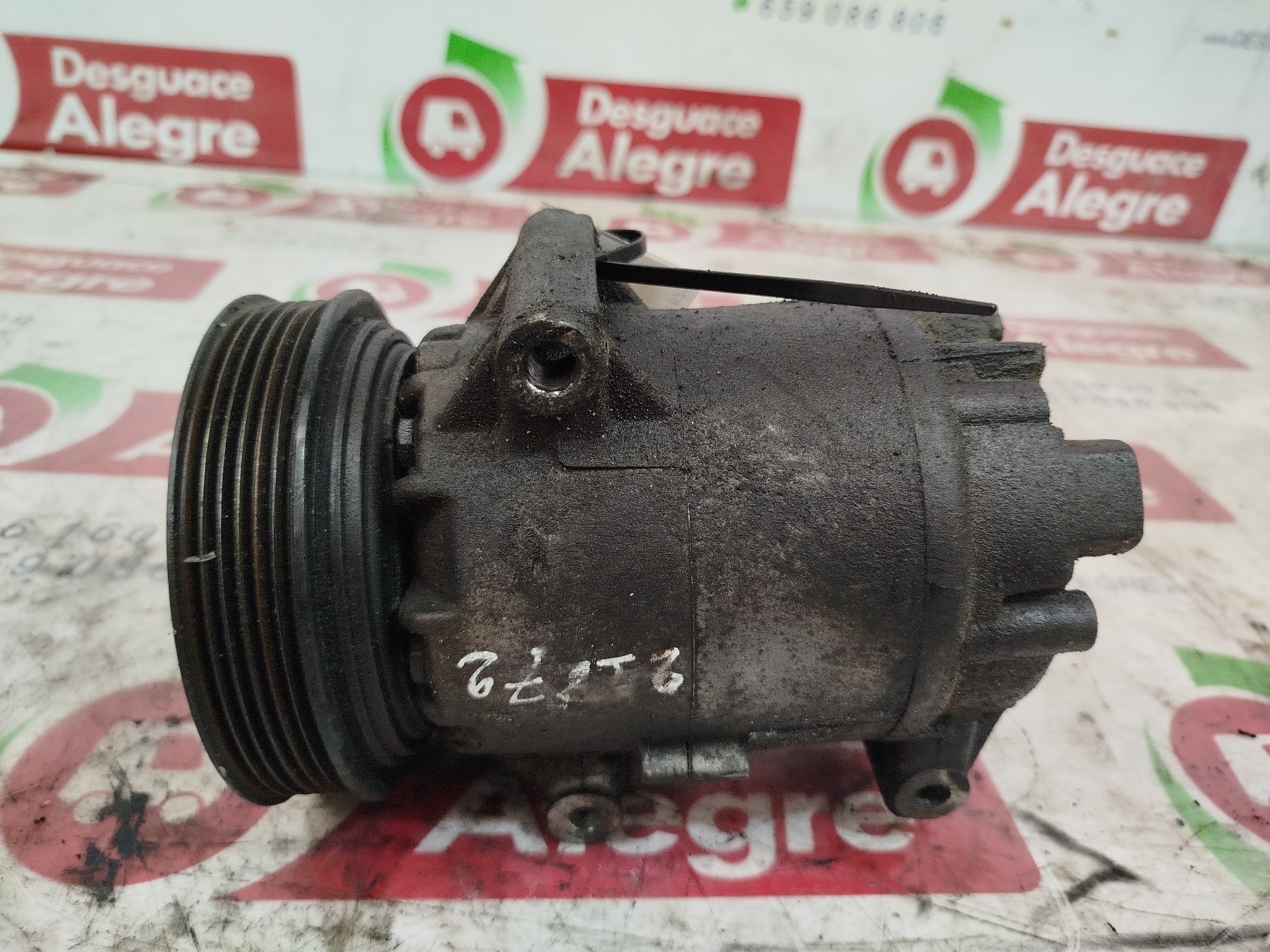 RENAULT Scenic 2 generation (2003-2010) Air Condition Pump 6561318 24860304