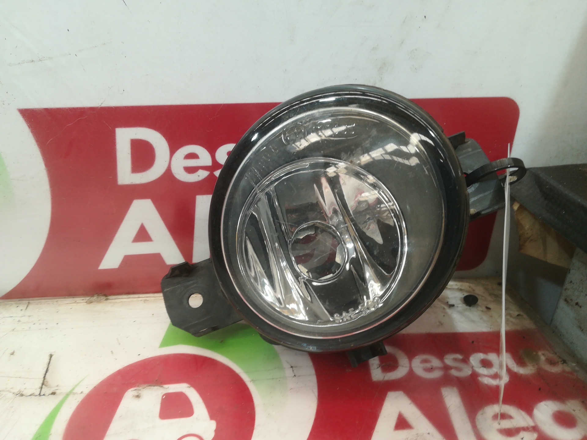 RENAULT Clio 3 generation (2005-2012) Front Right Fog Light 8200002470 24811336