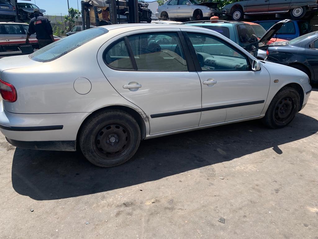 SEAT Toledo 2 generation (1999-2006) Фонарь задний правый 1M5945257 24809028