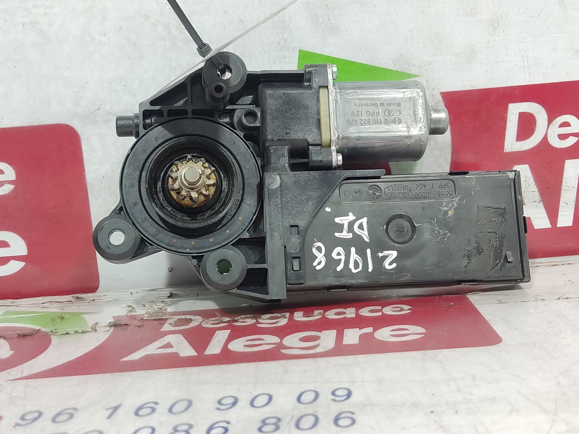 BMW Scenic 3 generation (2009-2015) Front Left Door Window Regulator Motor 0130822479 24813933