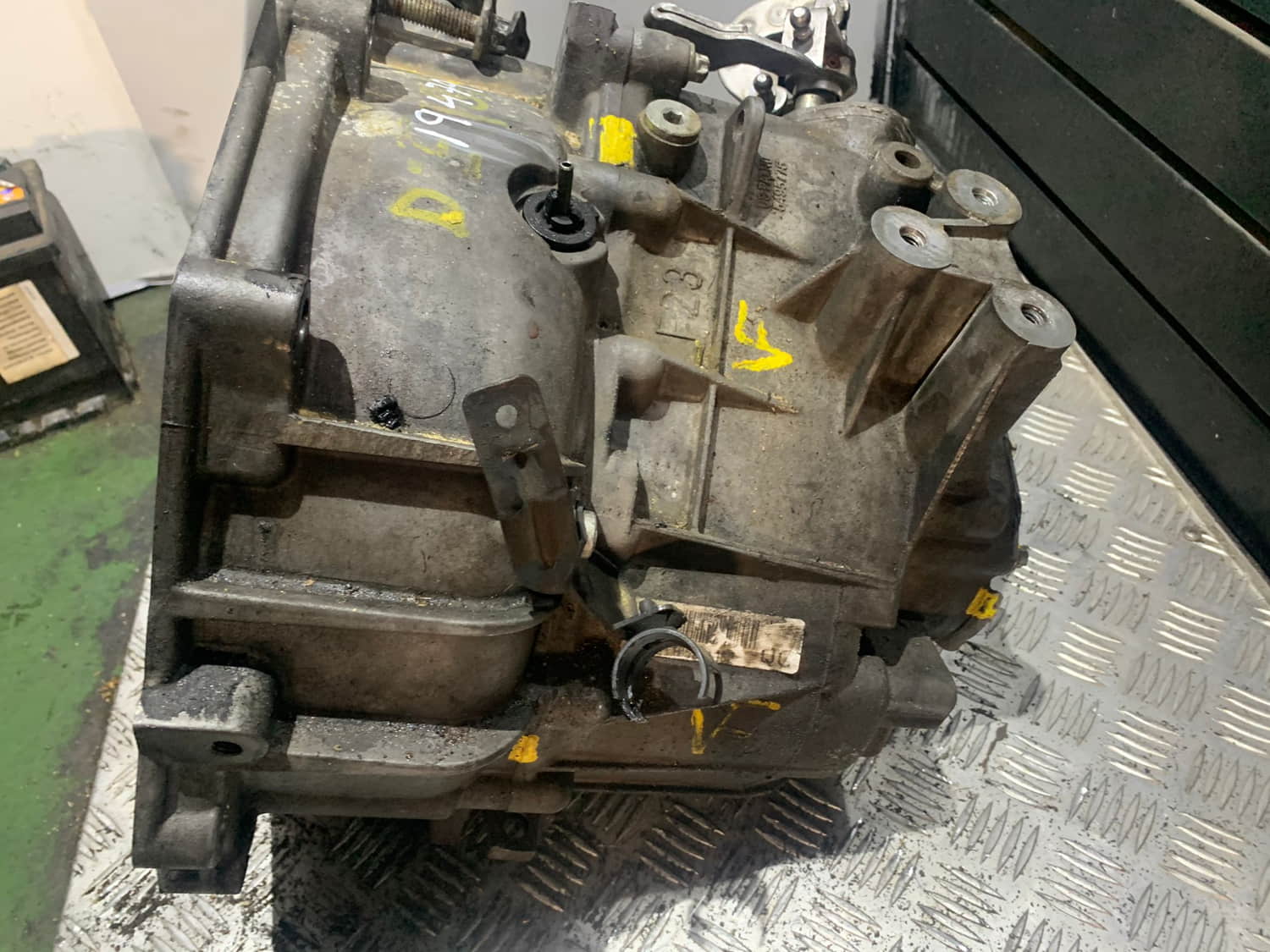 OPEL Astra H (2004-2014) Gearbox 5495775 24795195