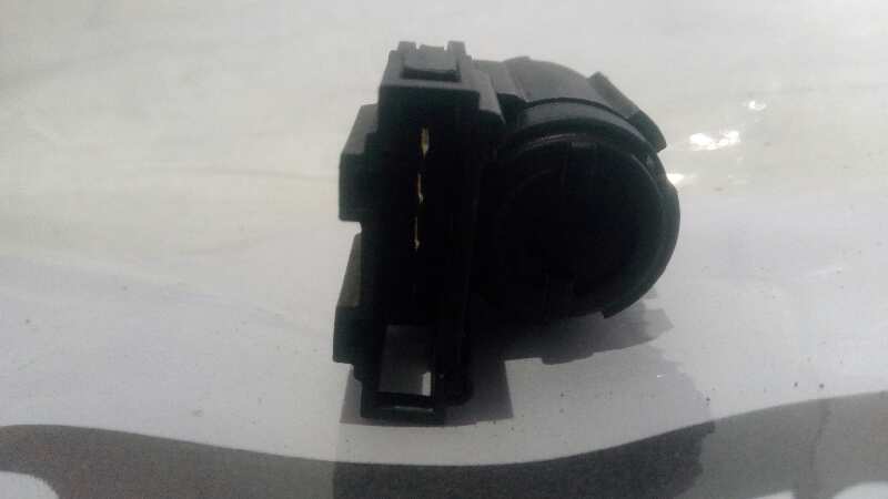 AUDI A4 B6/8E (2000-2005) Переключатель кнопок 3B0945511A 24788155