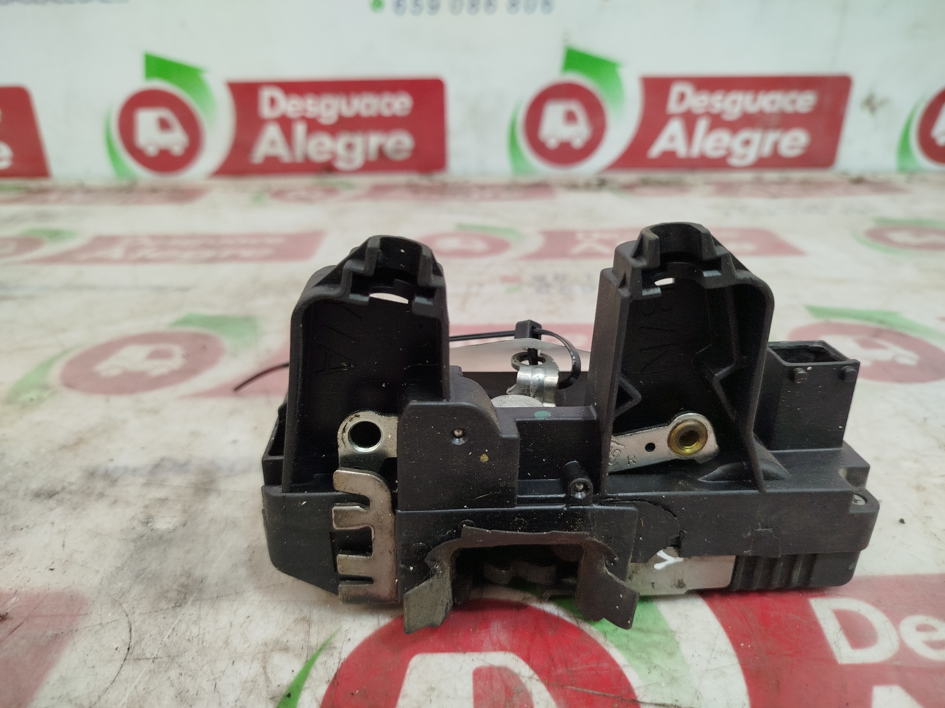 OPEL Vivaro A (2002-2006) Serrure de porte arrière droite 8200004410 24985772