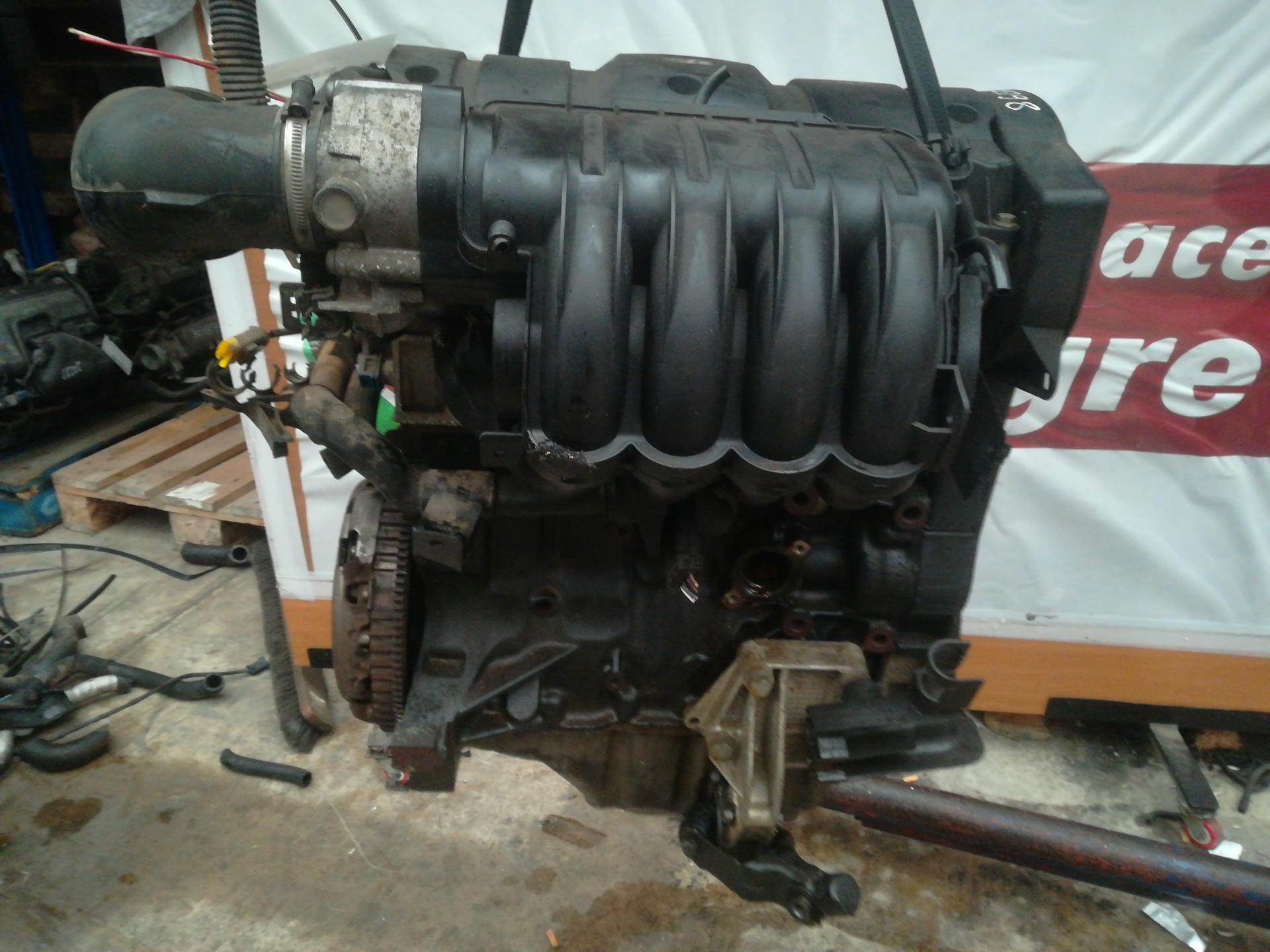 PEUGEOT 307 1 generation (2001-2008) Motor NFU 23392529