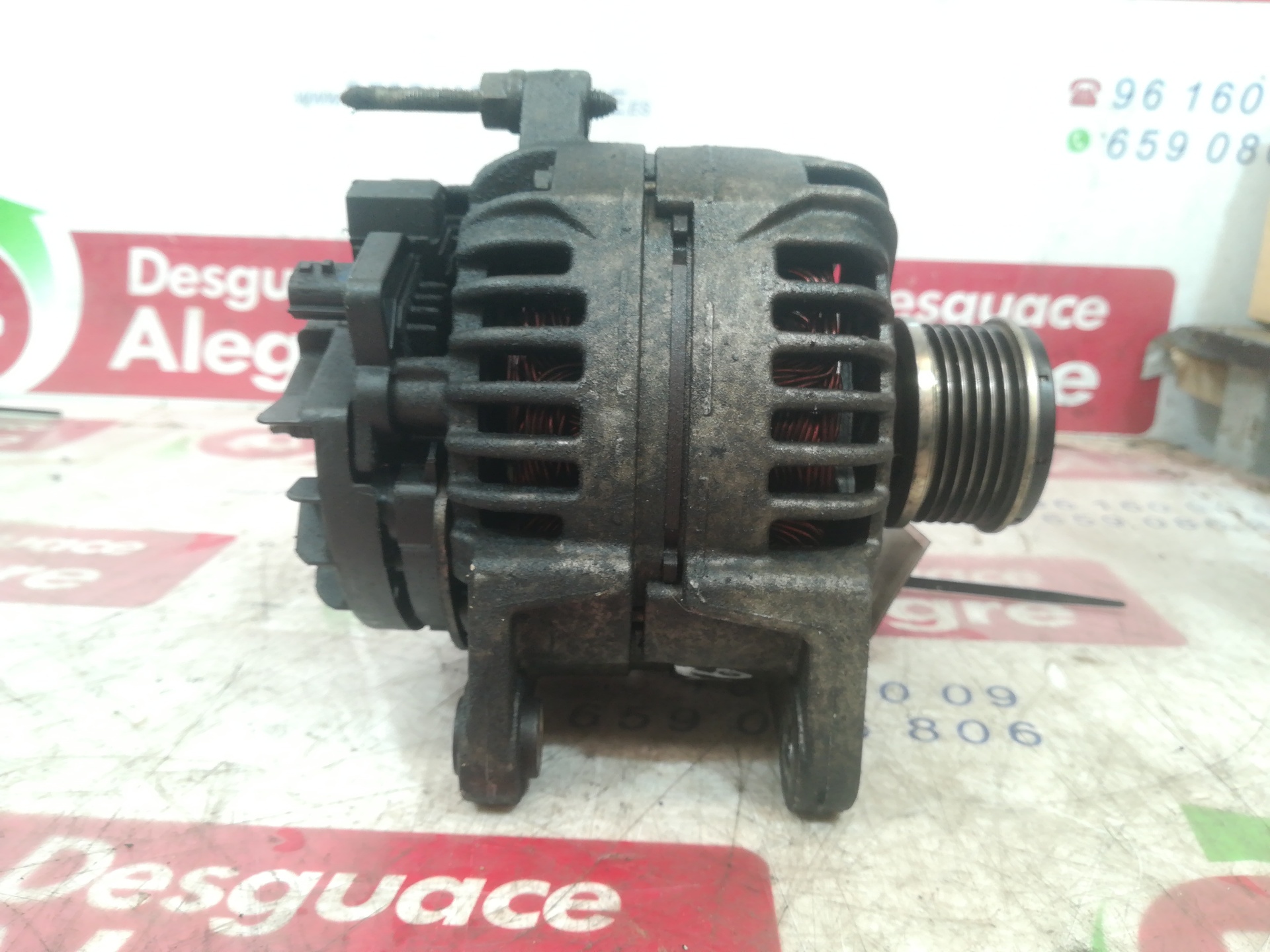 RENAULT Clio 3 generation (2005-2012) Alternator 0124425037 24811174