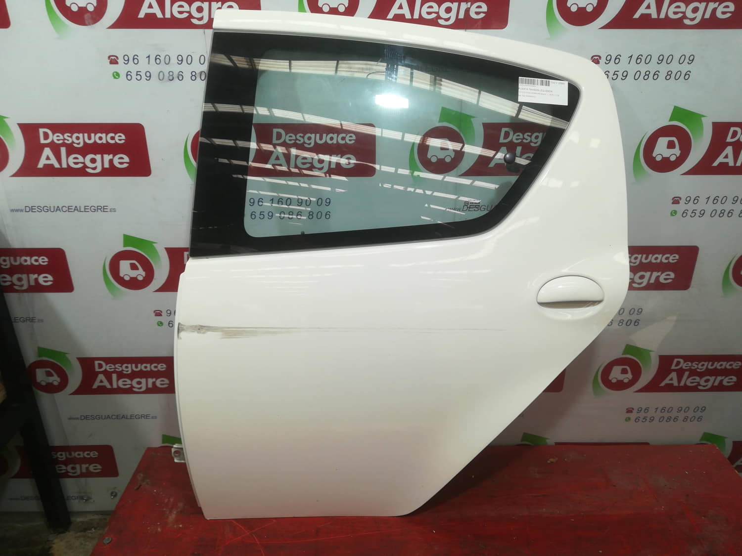 TOYOTA Aygo 1 generation (2005-2014) Galinės kairės durys 670040H010 24801850