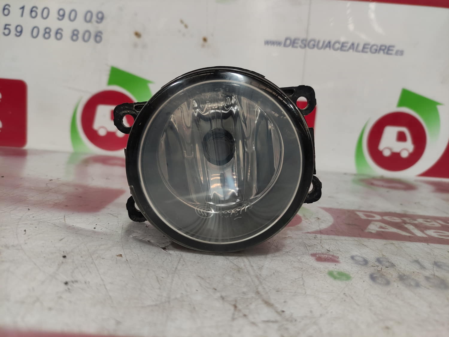 FORD Fiesta 5 generation (2001-2010) Front Right Fog Light 89204894 24802597