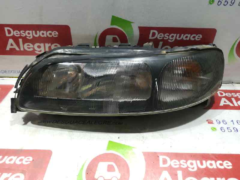 VOLVO V70 2 generation (2000-2008) Фара передняя левая 8620686 24792274