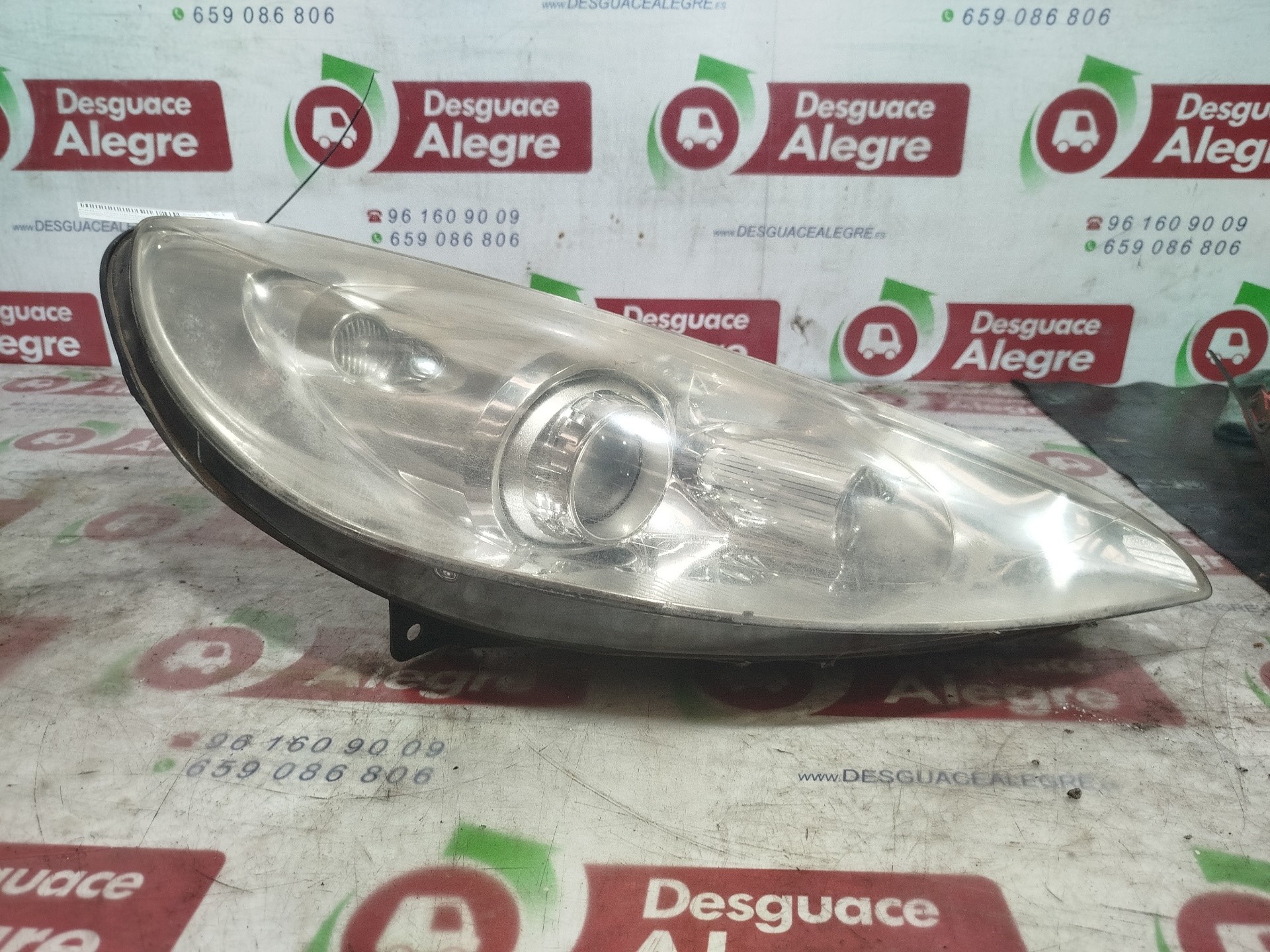 PEUGEOT 407 1 generation (2004-2010) Front Left Headlight 5DV00900000 25991782