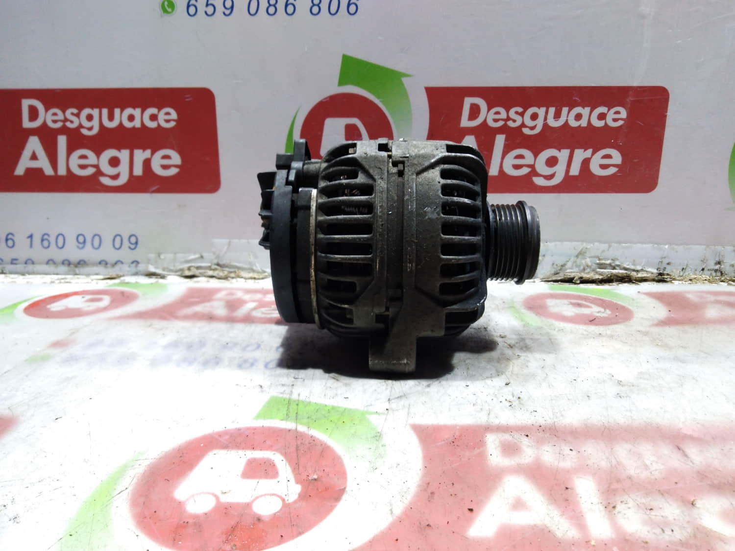 VOLVO S80 1 generation (1998-2006) Alternator 8676498 24799227