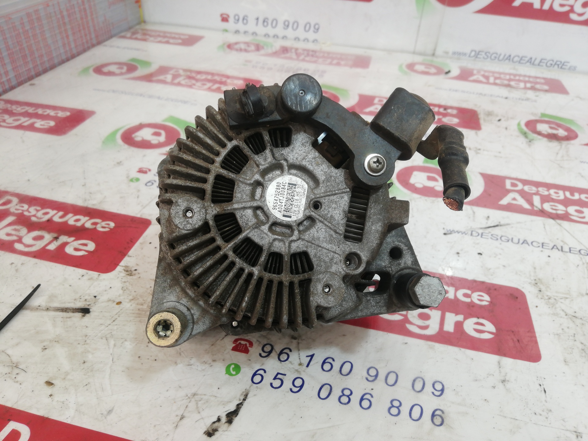 PEUGEOT C4 Picasso 1 generation (2006-2013) Alternator A004TJ0084C 24808541