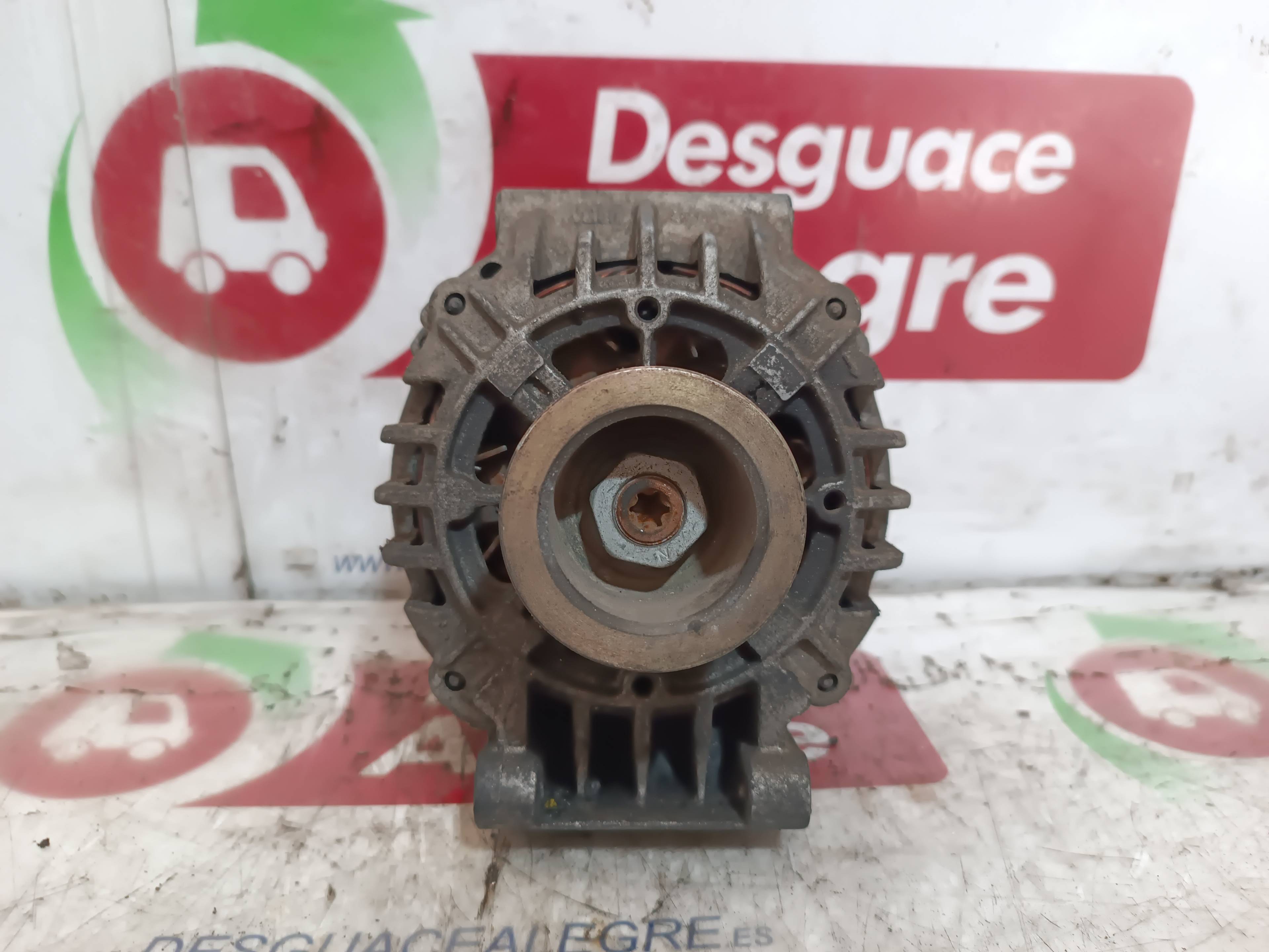 RENAULT Tiguan 1 generation (2007-2017) Alternator 8200030635 24811668