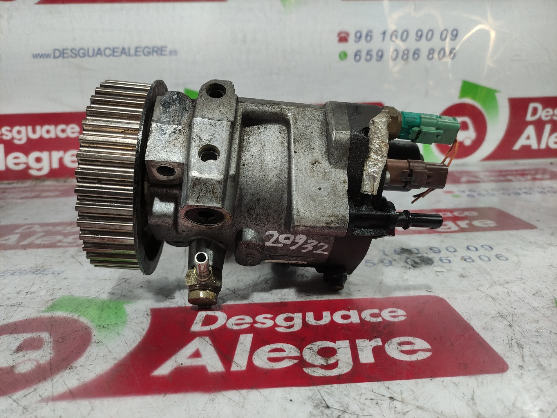 RENAULT Megane 2 generation (2002-2012) High Pressure Fuel Pump R9042A014A 24807230