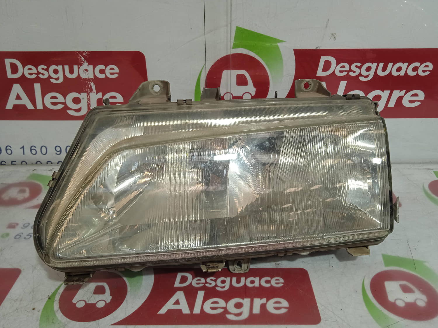 PEUGEOT 806 221 (1994-2002) Front Left Headlight 085584 24805270