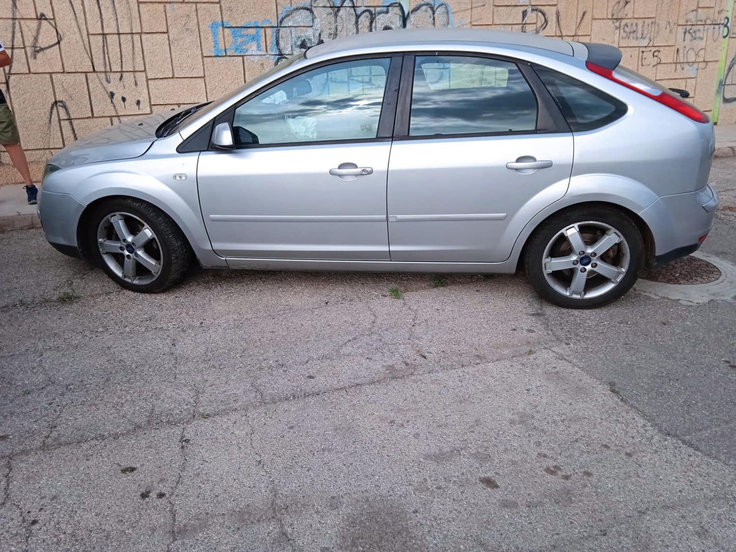 FORD Focus 2 generation (2004-2011) Левая противотуманка переднего бампера 3M5115K202AA 24803838