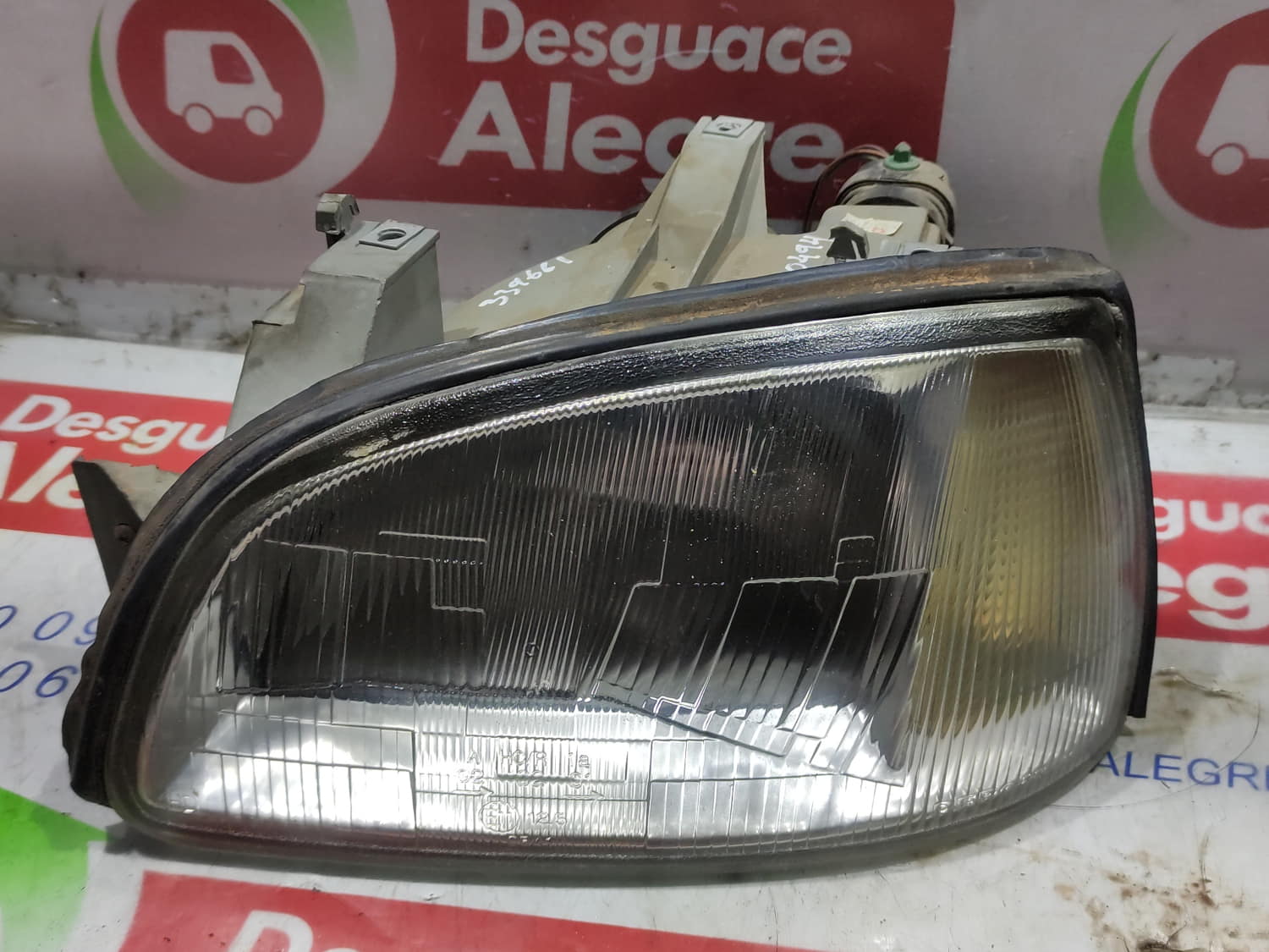 RENAULT Clio 1 generation (1990-1998) Front Left Headlight 24800826