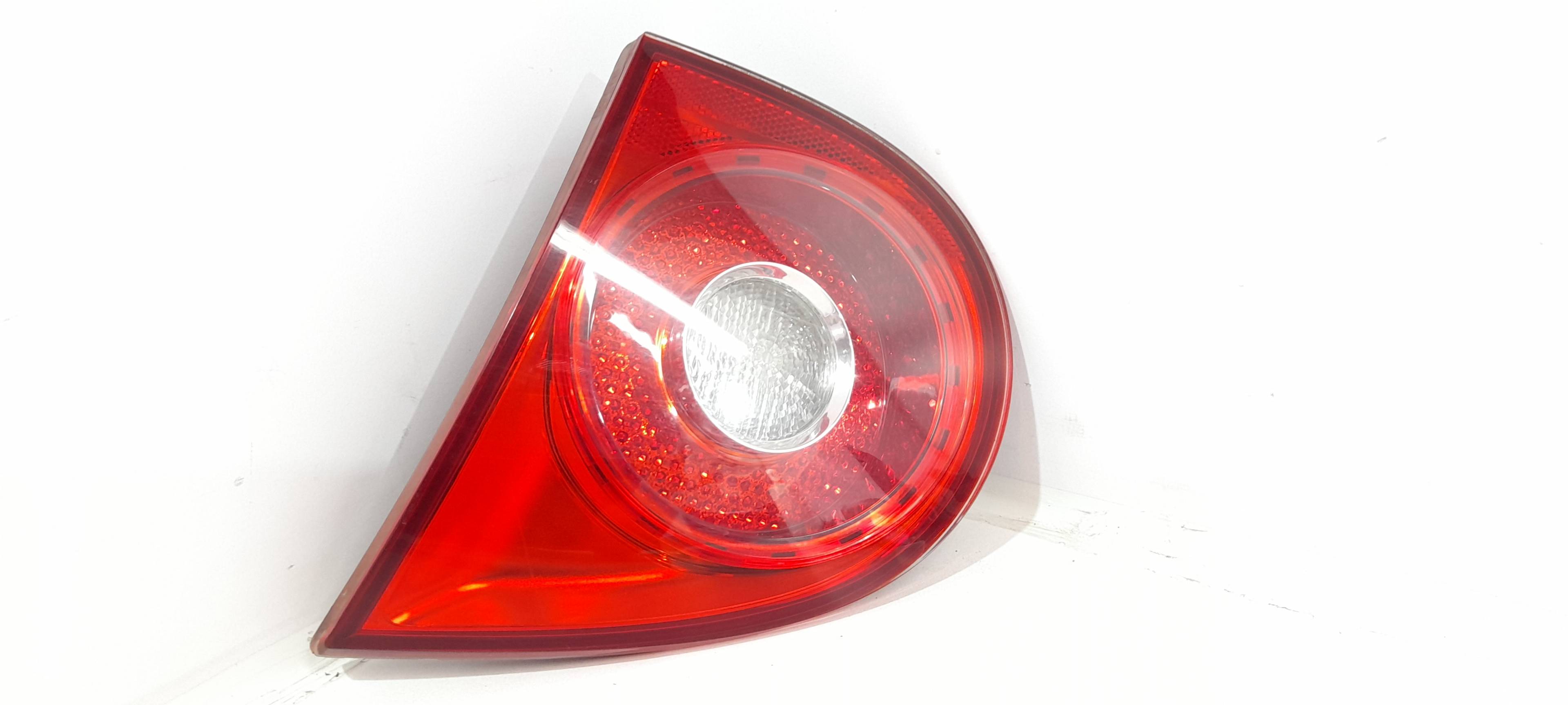 VOLKSWAGEN Golf Plus 2 generation (2009-2014) Rear Right Taillight Lamp 1K6945094 25921413