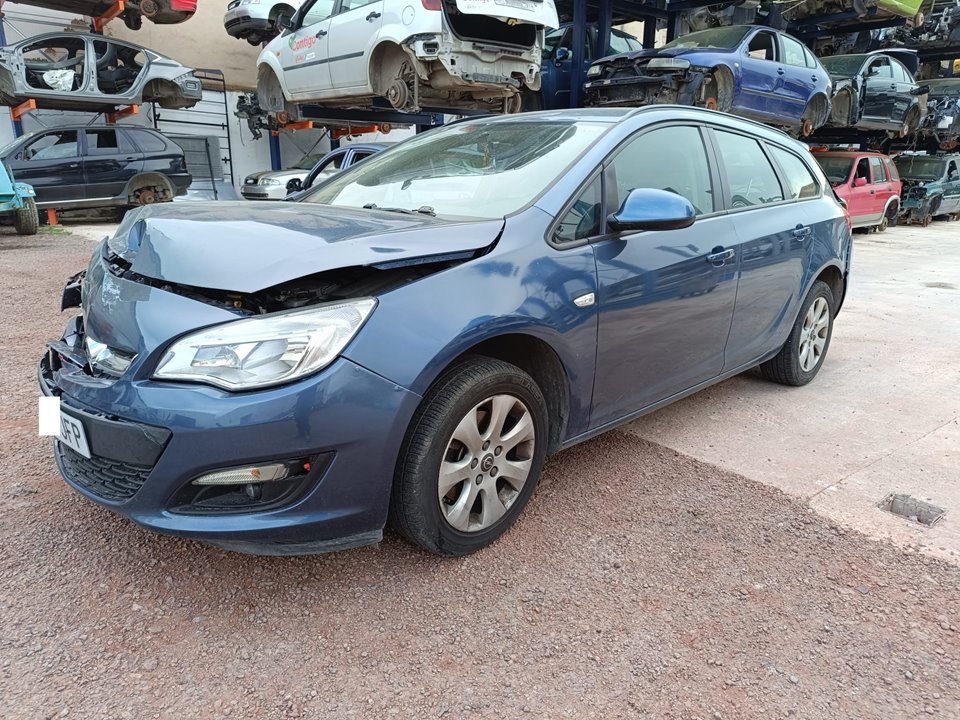 OPEL Astra J (2009-2020) Galinio dangčio (bagažinės) valytuvo varikliukas 60Z010012 25927892