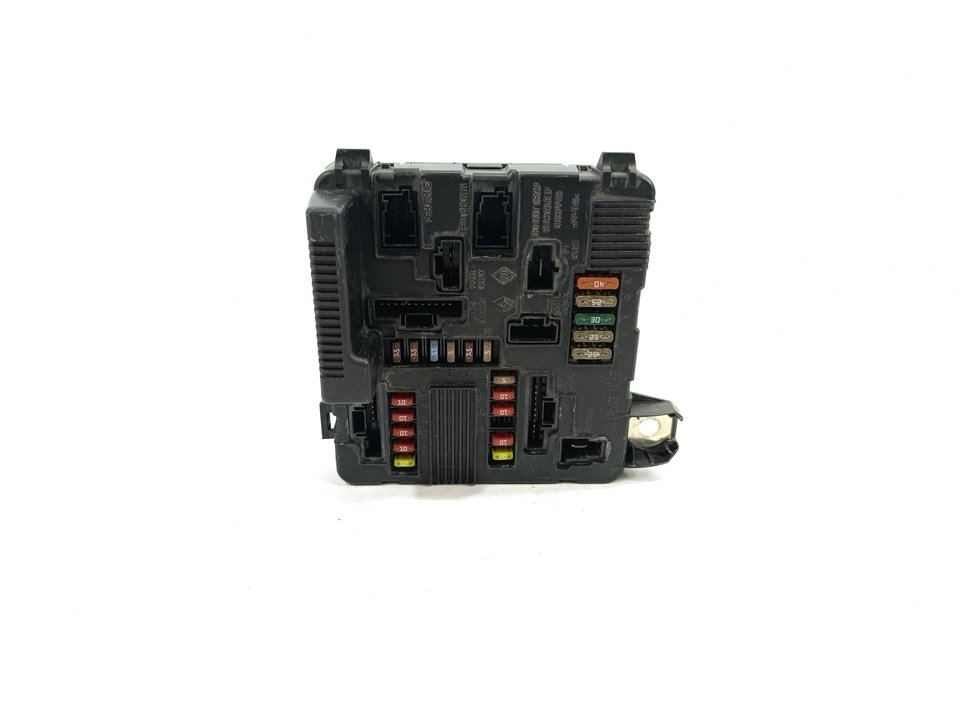 RENAULT Megane 2 generation (2002-2012) Fuse Box 8200306032C 26022306