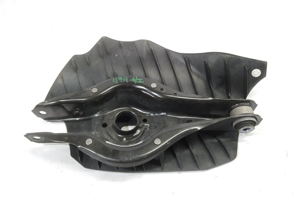 BMW 3 Series F30/F31 (2011-2020) Πίσω αριστερός βραχίονας 6796137 25923132