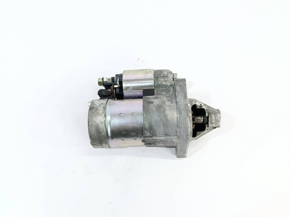 Halter anlasser 843A1000 51890631 de Fiat 500 2012-2016 - pieza usada
