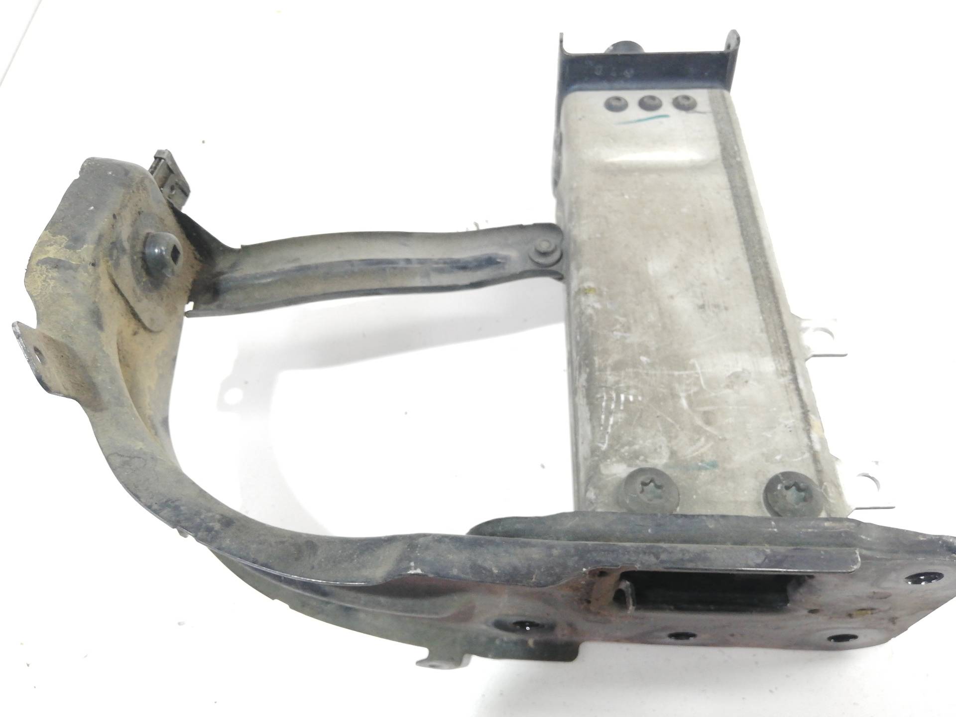 TOYOTA E-Class W211/S211 (2002-2009) Pieds de châssis avant droit 19976286