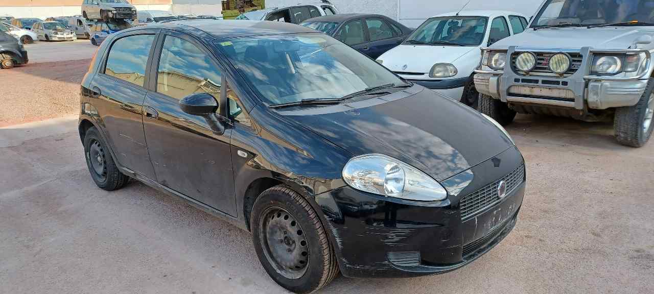 FIAT Grande Punto 1 generation (2006-2008) Наружная ручка передней правой двери 20013012