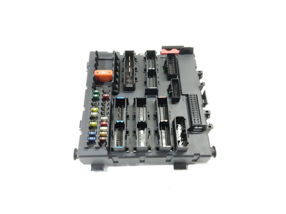 ACURA Vectra C (2002-2005) Fuse Box 13170892 20017630