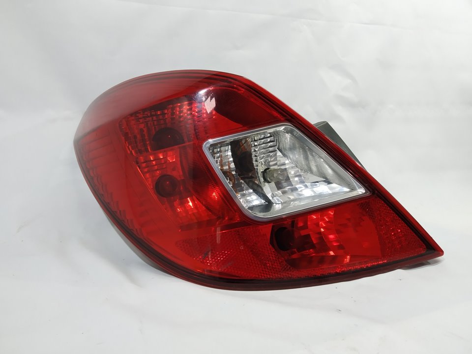 OPEL Corsa D (2006-2020) Задна лява задна светлина 89037872A 25921781