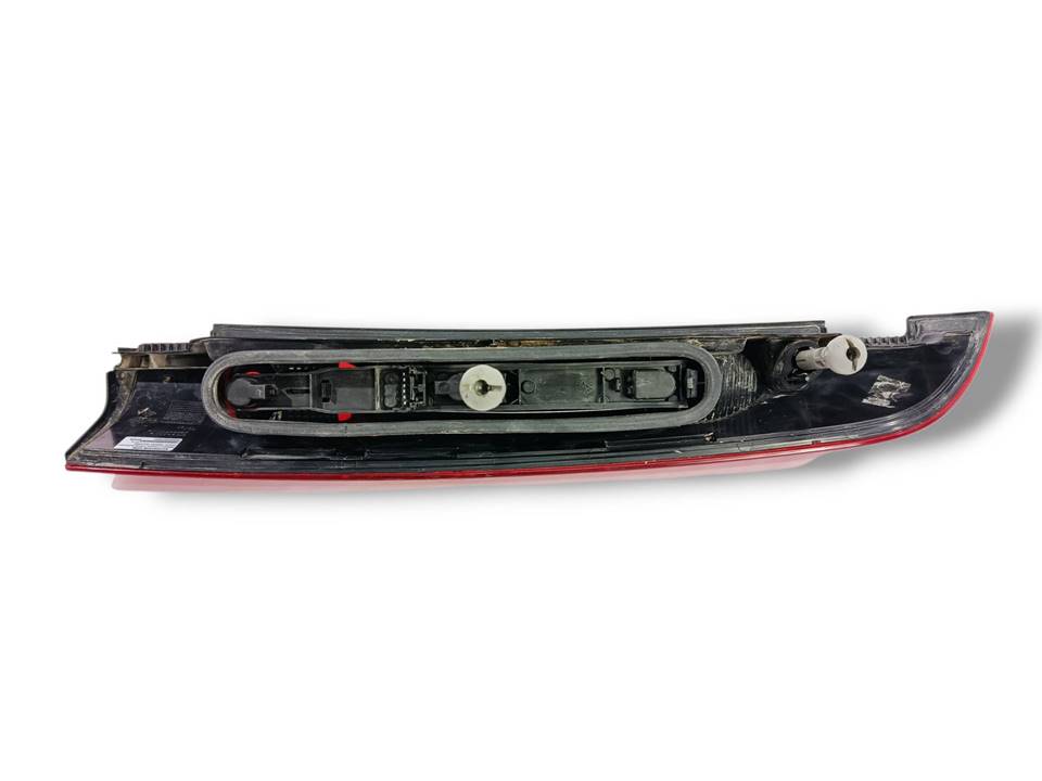 Pisca tras esquerdo 8200150623 de Renault Kangoo 2003-0 - pieza usada