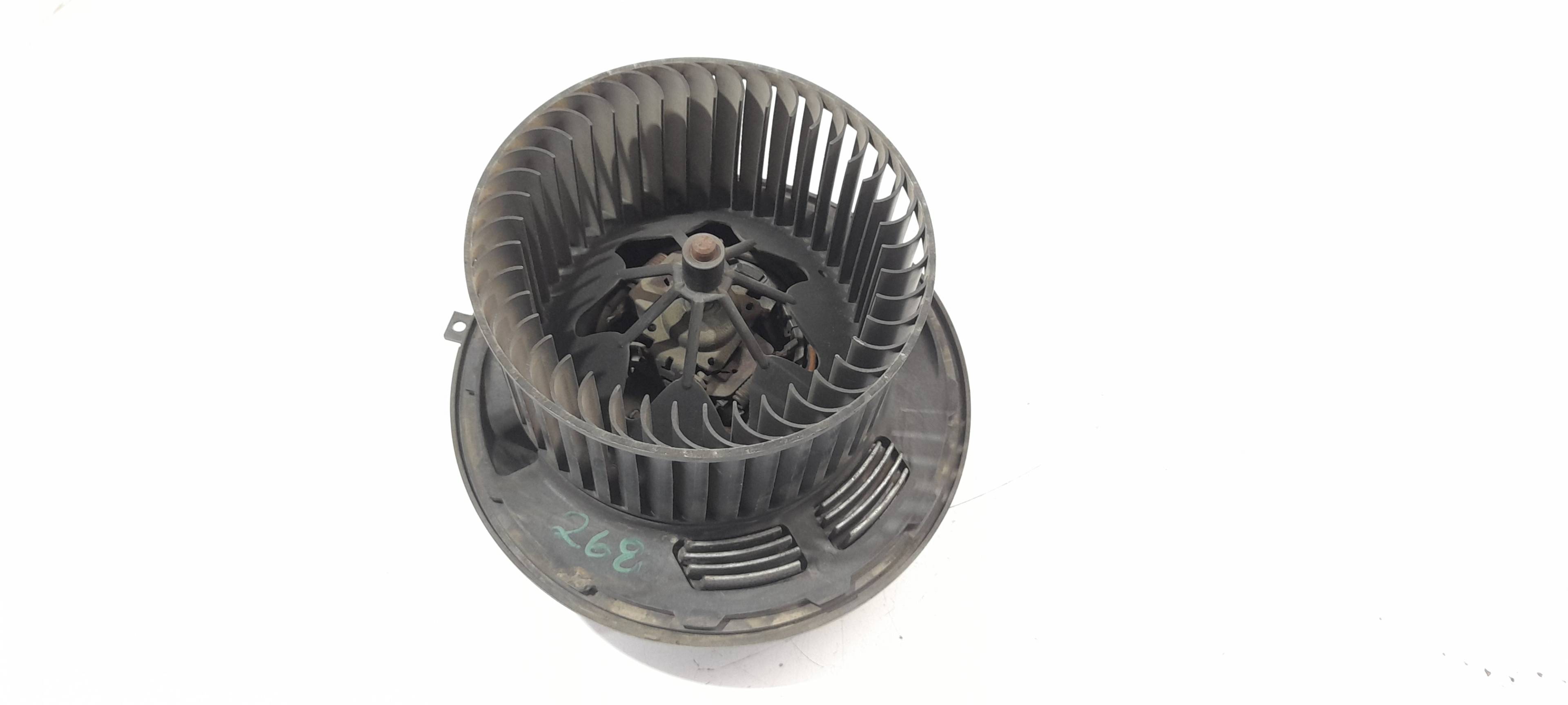 BMW 1 Series E81/E82/E87/E88 (2004-2013) Sildītāja ventilators 985465S 19984718