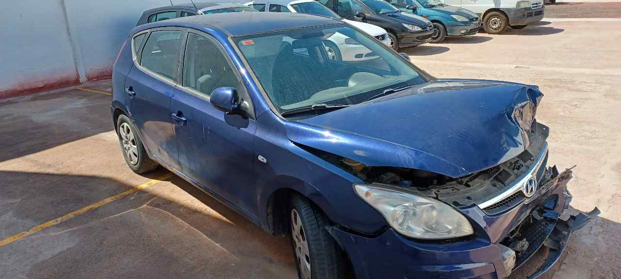 HYUNDAI i30 FD (1 generation) (2007-2012) Воздухомер воздушного фильтра 9220930004 25926713