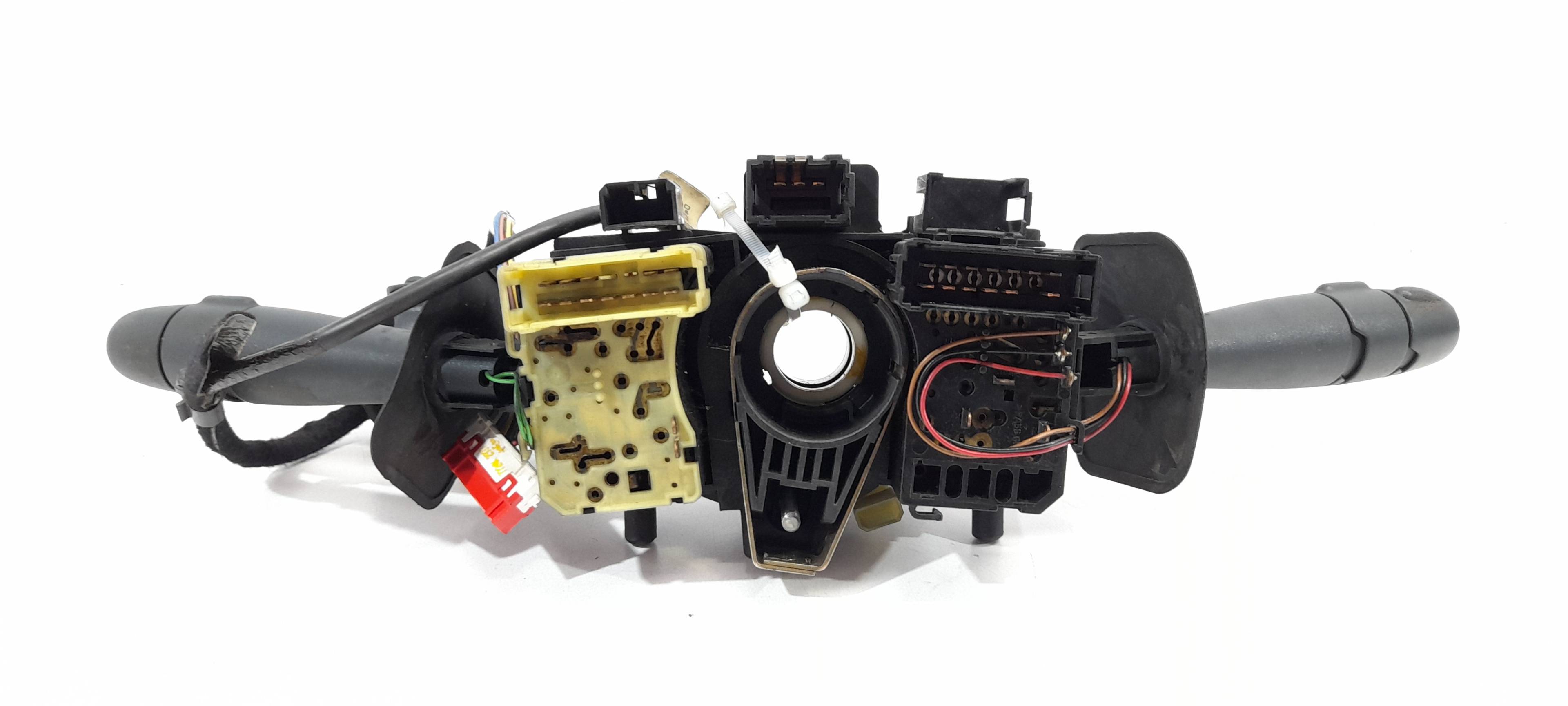 RENAULT Megane 2 generation (2002-2012) Switches 34382002 25921348