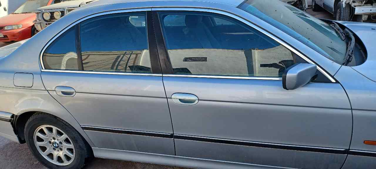 AUDI 5 Series E39 (1995-2004) Предна дясна врата 41518216818 19974559