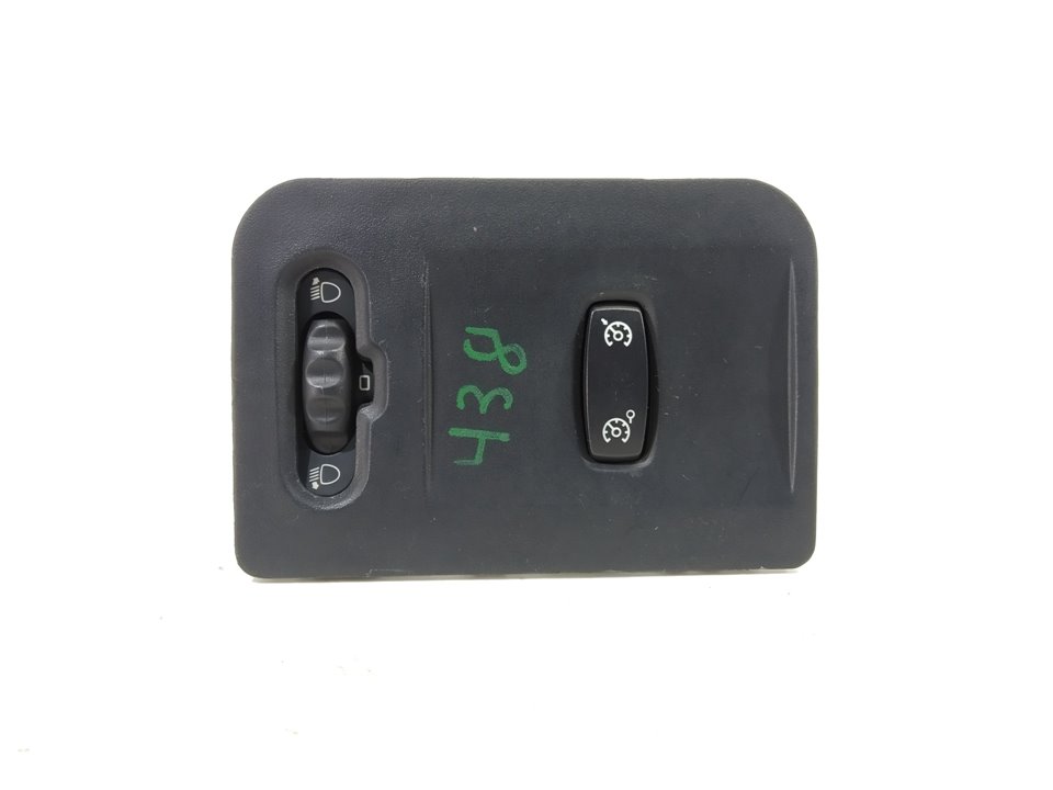 RENAULT Clio 2 generation (1998-2013) Headlight Switch Control Unit 8200060042 20020562