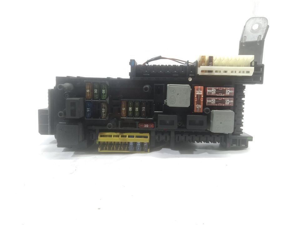 MERCEDES-BENZ C-Class W204/S204/C204 (2004-2015) Fuse Box 5DK00922559 25924234