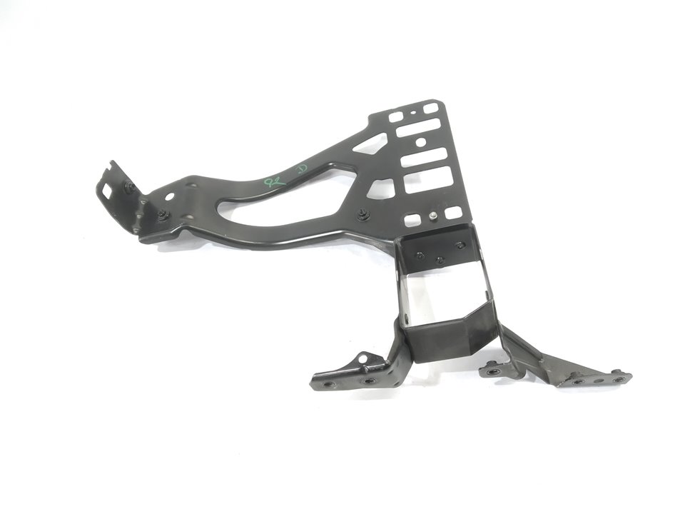 BMW 5 Series E60/E61 (2003-2010) Front Right Chassis Legs 51647033731 23303292