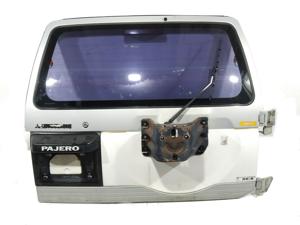 MITSUBISHI Pajero 3 generation (1999-2006) Крышка багажника 20004703