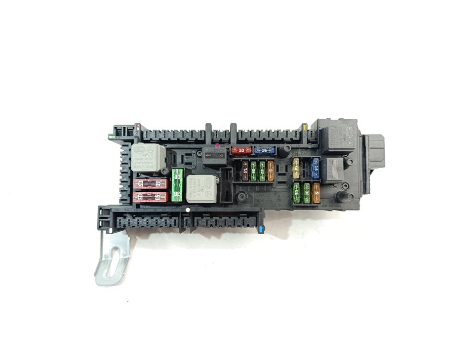 MERCEDES-BENZ E-Class W212/S212/C207/A207 (2009-2016) Fuse Box 016706581 25927833