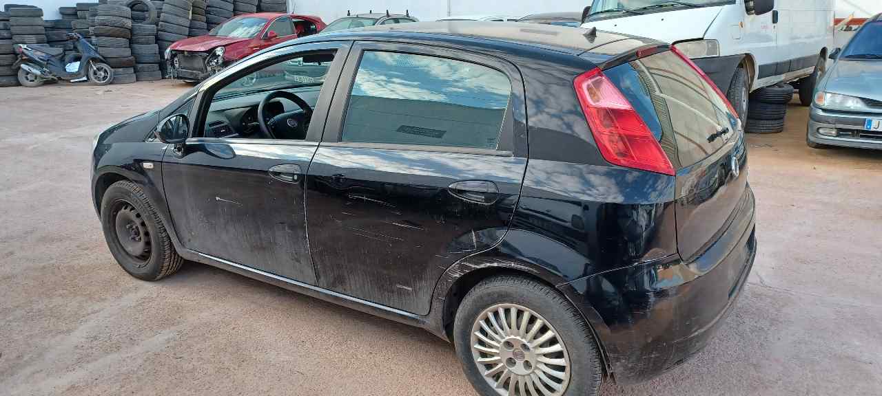 FIAT Grande Punto 1 generation (2006-2008) Наружная ручка передней правой двери 20013012