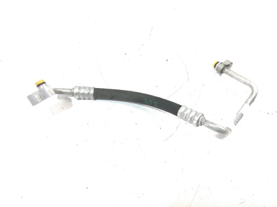 BMW 5 Series E60/E61 (2003-2010) AC Hose Pipe 23498211 25921577