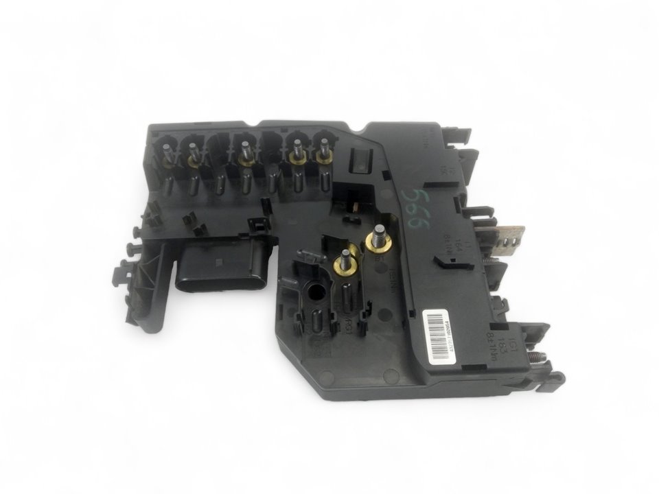 MERCEDES-BENZ C-Class W204/S204/C204 (2004-2015) Fuse Box 430508102558 25924347