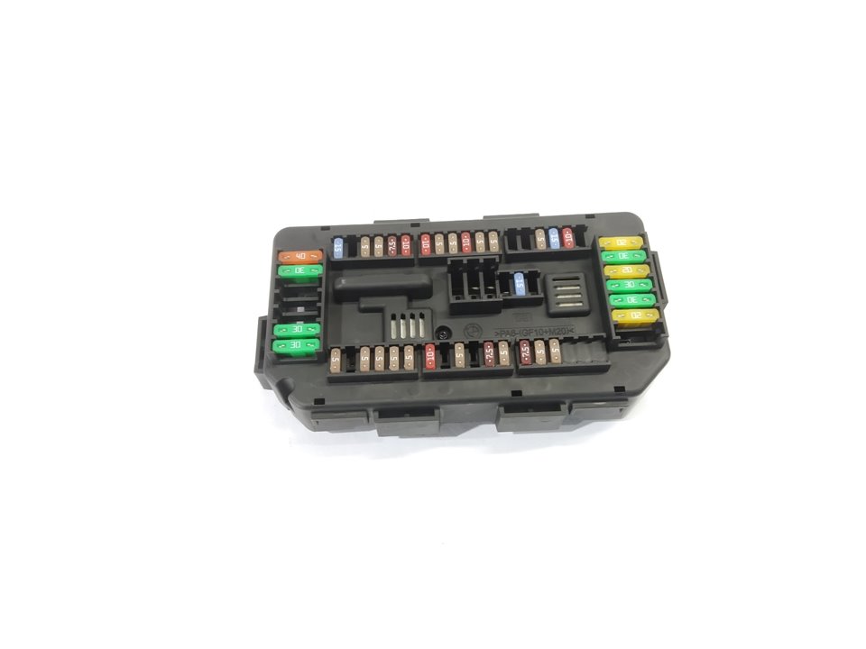 BMW 3 Series F30/F31 (2011-2020) Fuse Box 938906801 25923228