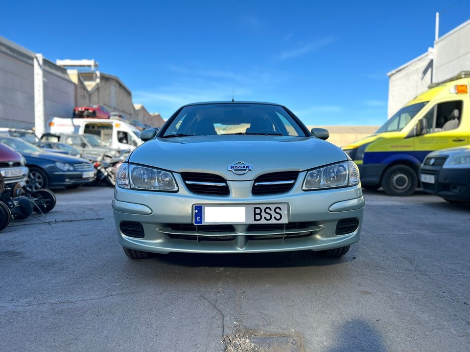 NISSAN Almera N16 (2000-2006) Priekinių dešinių durų stiklo pakelėjas 400600T3 25924789