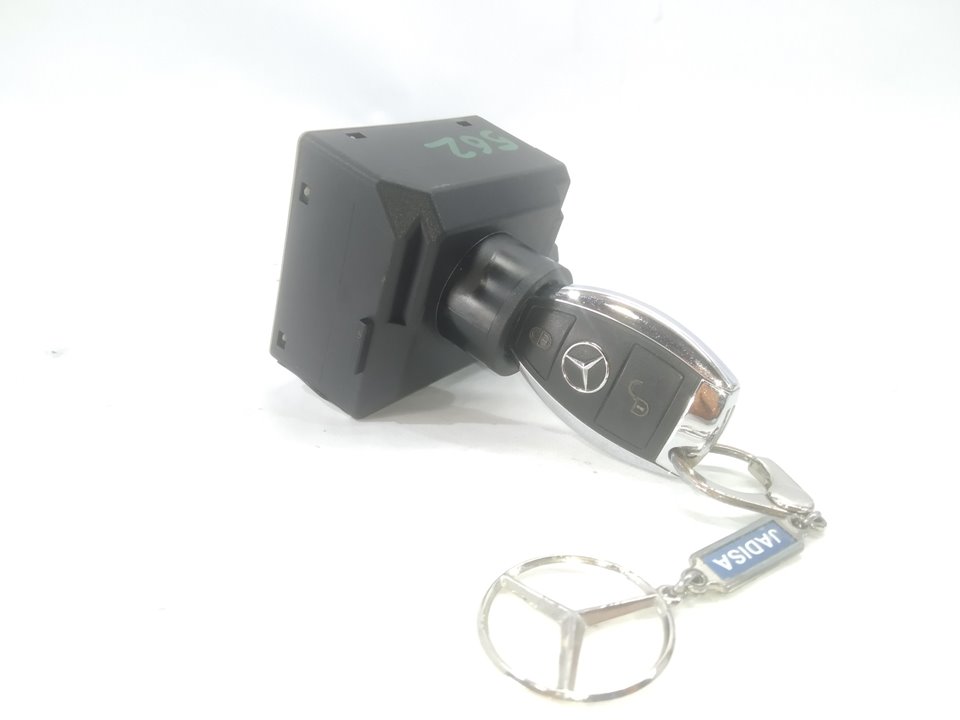 MERCEDES-BENZ GLA-Class X156 (2013-2020) Ignition Lock A2469054702 25924203