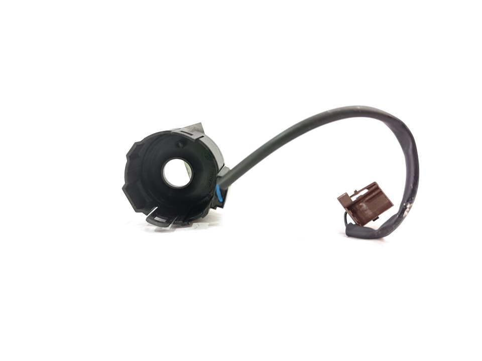 Antena 5FS 9663123380 de Peugeot 3008 suv (mc_, mr_, mj_, m4_) 2016-2016 120 CV con 84704 km - pieza usada