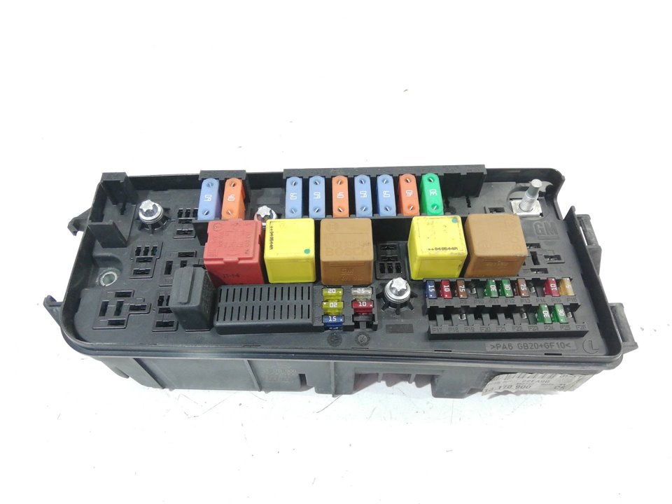 ACURA Vectra C (2002-2005) Fuse Box 13170900 19984869