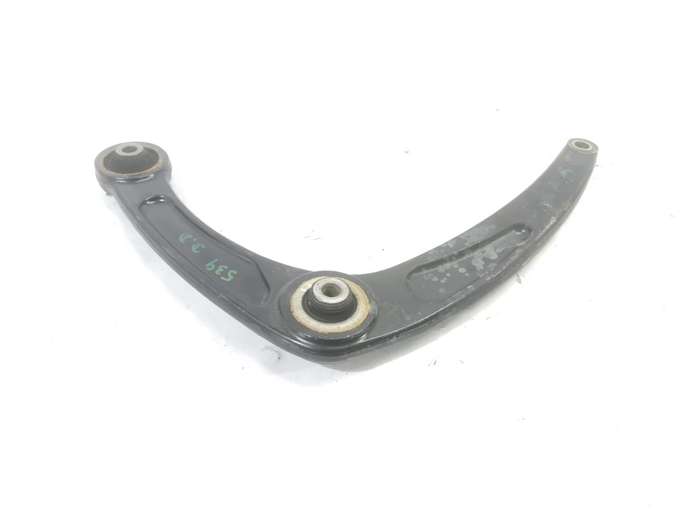 CITROËN C4 1 generation (2004-2011) Front Right Arm 3521P3 25923989