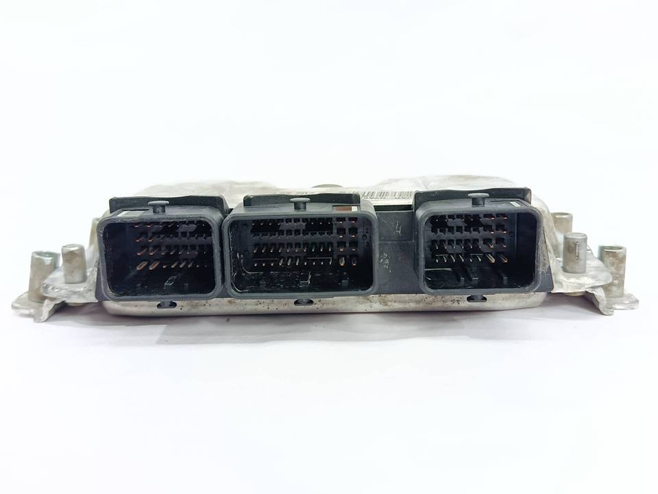 Switchboard engine uce 0261206606 de Citroen Xsara (n1) 2000-2005 - pieza usada