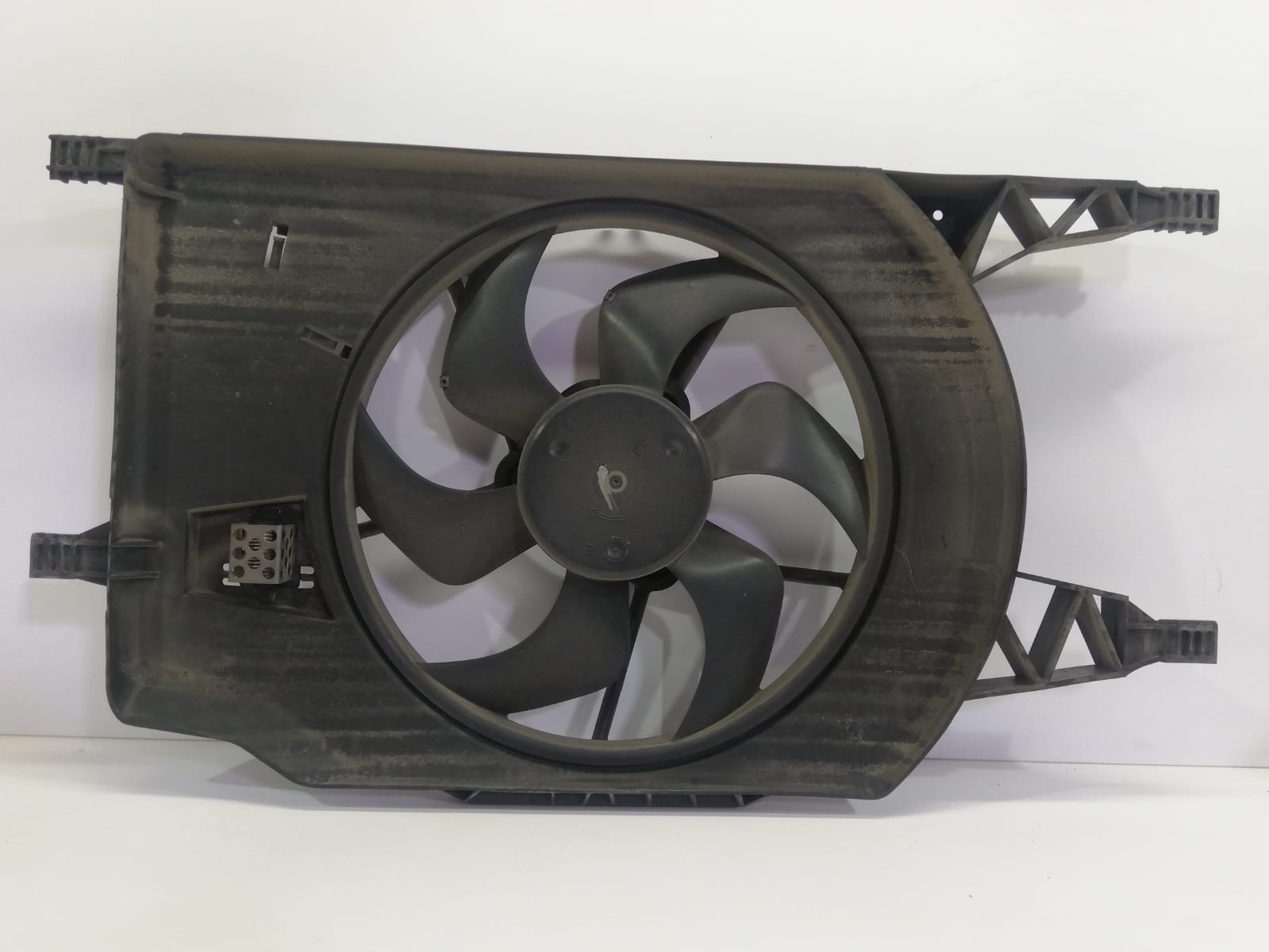 VOLKSWAGEN Golf 4 generation (1997-2006) Diffuser Fan 1831068000 25961934